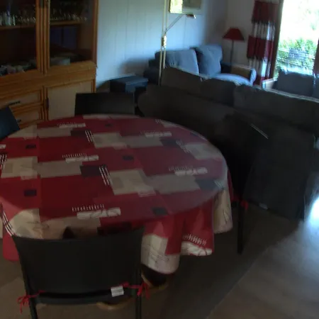 Superéquipé En Ardenne Belge Rendeux